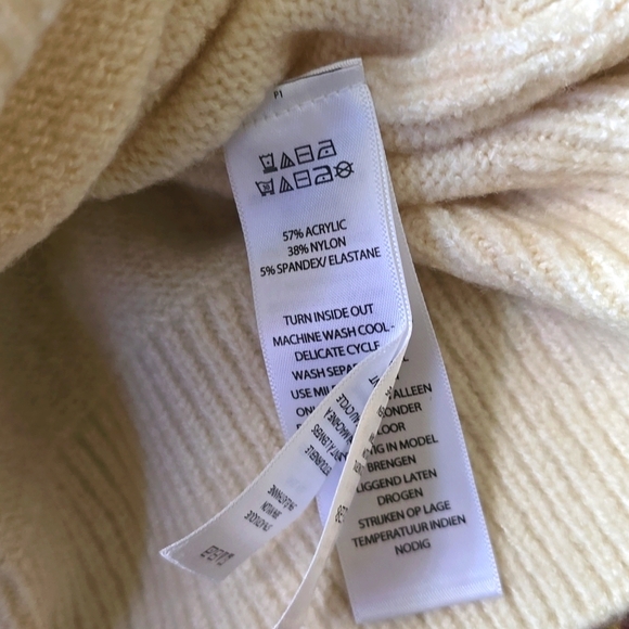 NWT Creme Balloon Sleeve Popcorn Knit Sweater ROSETTES Jessica Simpson XL - Picture 3 of 5